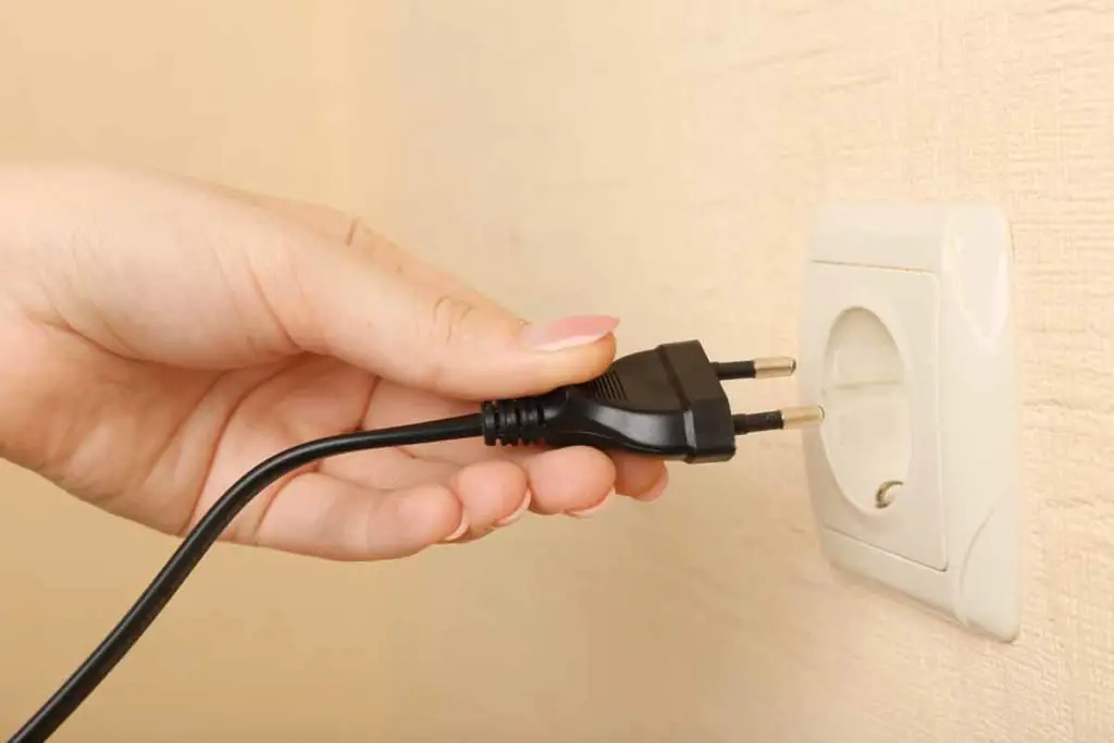 connecting to power outlet